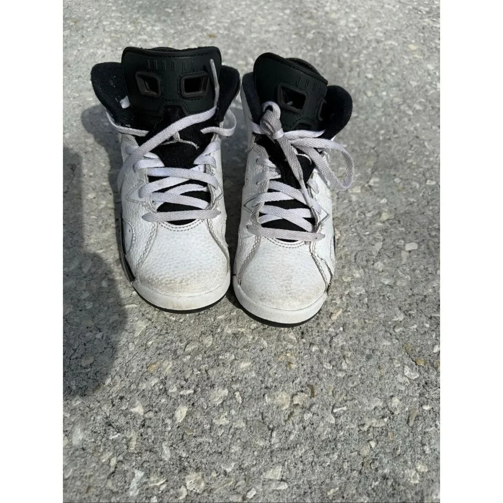 Jordan 6 Retro Sneakers White Black Reverse Oreo Basketball Little Kid Size 12C